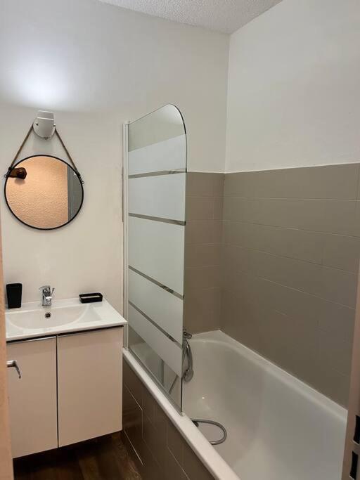 Appartement Moderne & Chaleureux Греу-ле-Бэн Экстерьер фото